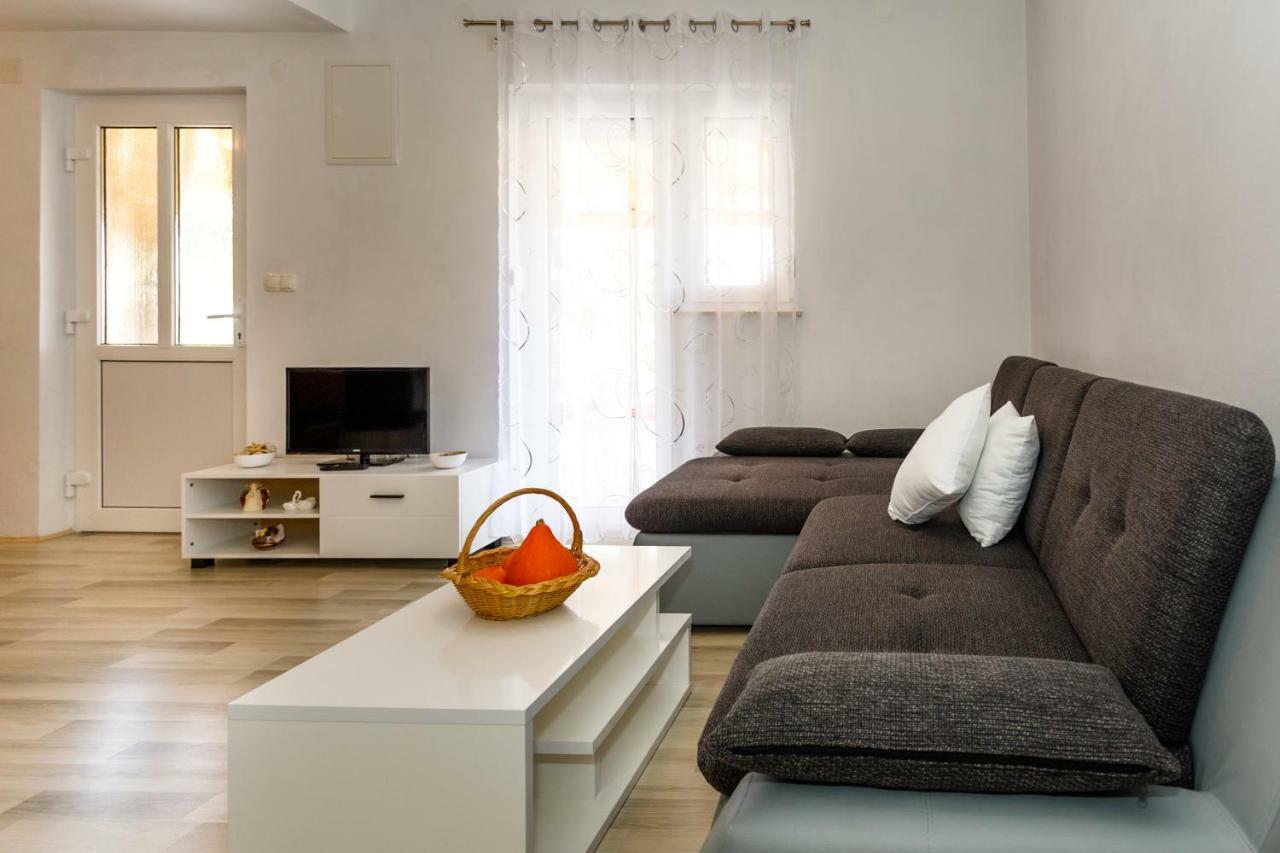 Apartman Dobrila Vrh (Krk) Exterior foto