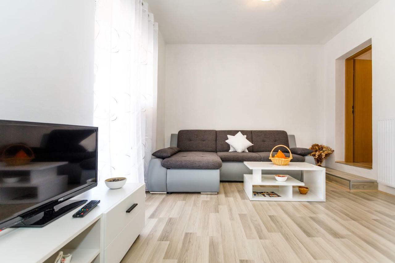 Apartman Dobrila Vrh (Krk) Exterior foto